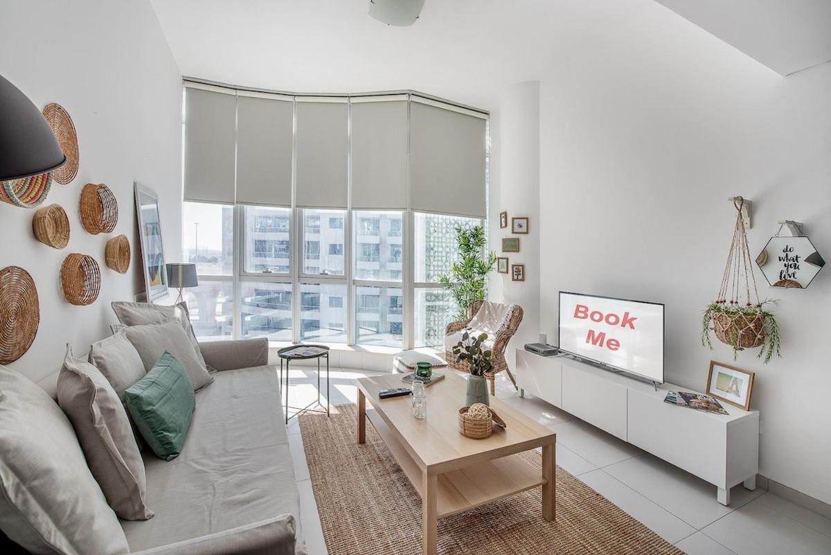 Apartment Skyline Retreat Sleeps 4 With Rooftop Pool-dubai Marina